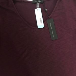 LAILA JAYDE LARGE QUARTER LENGTH SHIRT BURGUNDY